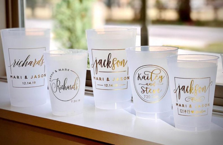 monogrammed frosted plastic cups